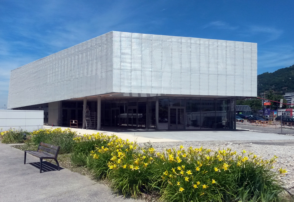 Auditorium Grenoble INP : lieu de la rentrée des premières année Phelma, le lundi 7 septembre 2015