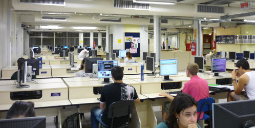 Salle informatique université Florianopolis